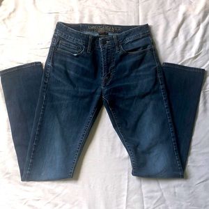 AMERICAN EAGLE EXTREME FLEX JEANS SIZE 6 SLIM
